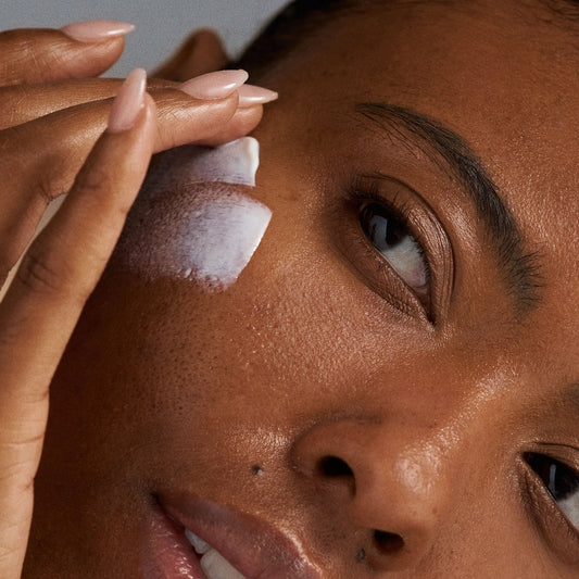 invisible physical defense mineral sunscreen spf30 benefits