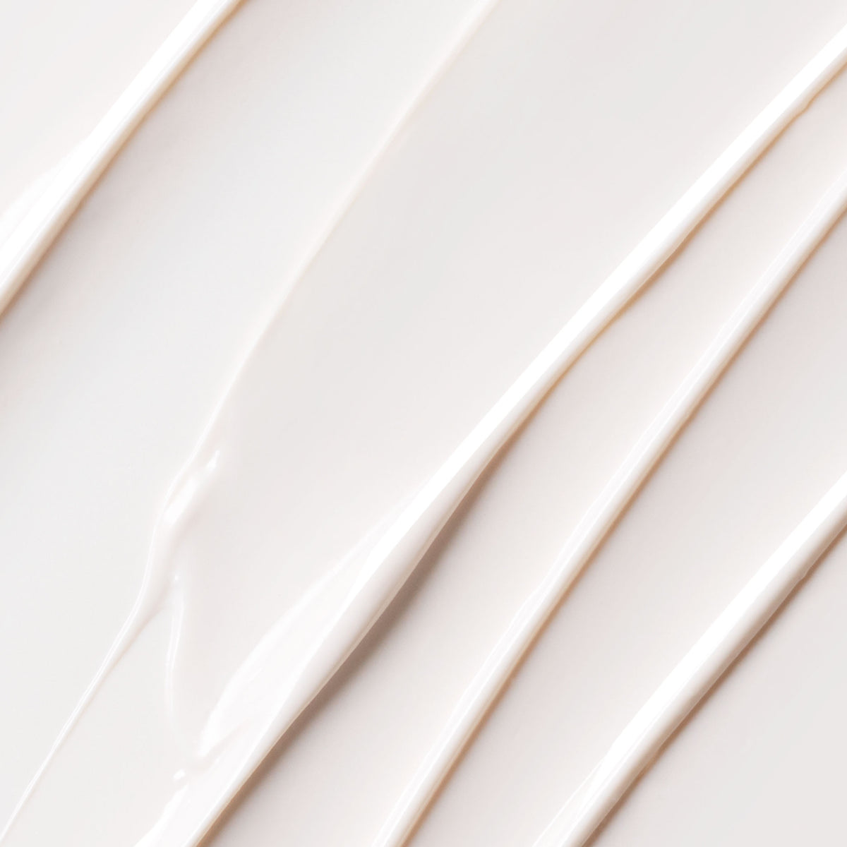 invisible physical defense mineral sunscreen spf30 swatch