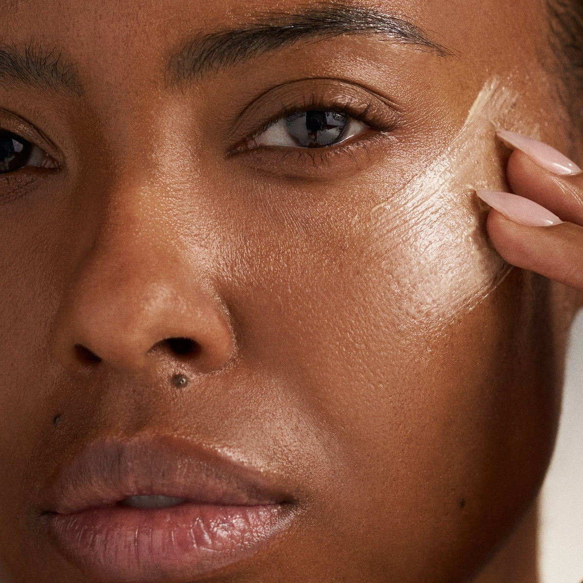 multivitamin power recovery masque model 